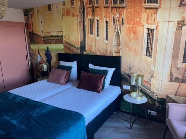 Boutique Hotel De Valk วาลเคินสวาร์ด ภายนอก รูปภาพ